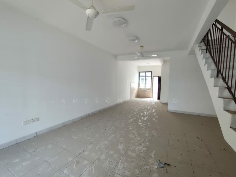 2-storey Terraced House for Sale in Taman Scientex Senai (Senai) - Jameson Choo - Living Room - PropertyGuru.com.my