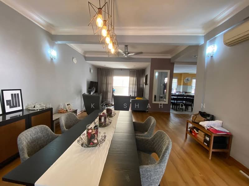 Townhouse for Sale in Bandar Pinggiran Subang (Shah Alam) - Shafika Shahidin - PropertyGuru.com.my