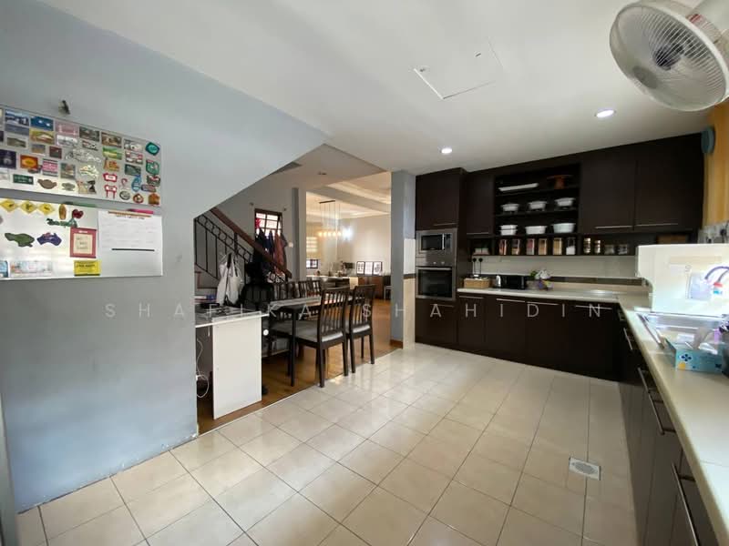 Townhouse for Sale in Bandar Pinggiran Subang (Shah Alam) - Shafika Shahidin - PropertyGuru.com.my