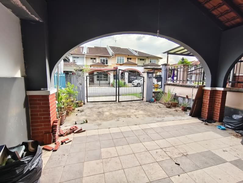 Rumah Teres 2 Tingkat untuk Dijual di Taman Skudai Indah (Skudai) - Jameson Choo - Exterior - PropertyGuru.com.my