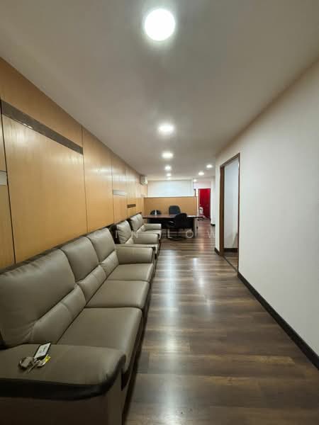 Shop / Office for Rent in Taman Supreme (Cheras) - Gin Low - Corridor - PropertyGuru.com.my