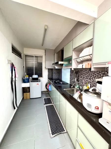 Apartment for Sale at Apartment Taman Topaz - Azmi . - PropertyGuru.com.my