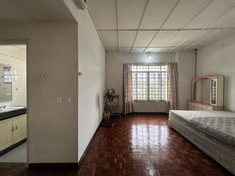 Rumah Teres 2 Tingkat untuk Dijual di SS 23, Taman Sea (Petaling Jaya) - Desmond Tan - Bedroom - PropertyGuru.com.my