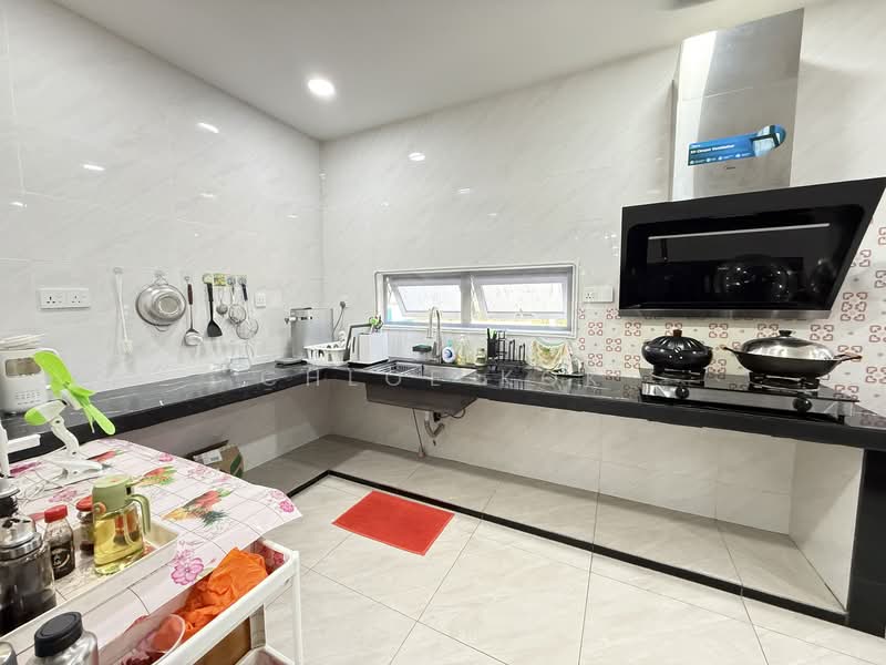 2-storey Terraced House for Sale in Taman Scientex Rawang (Rawang) - Chloe Kok - PropertyGuru.com.my