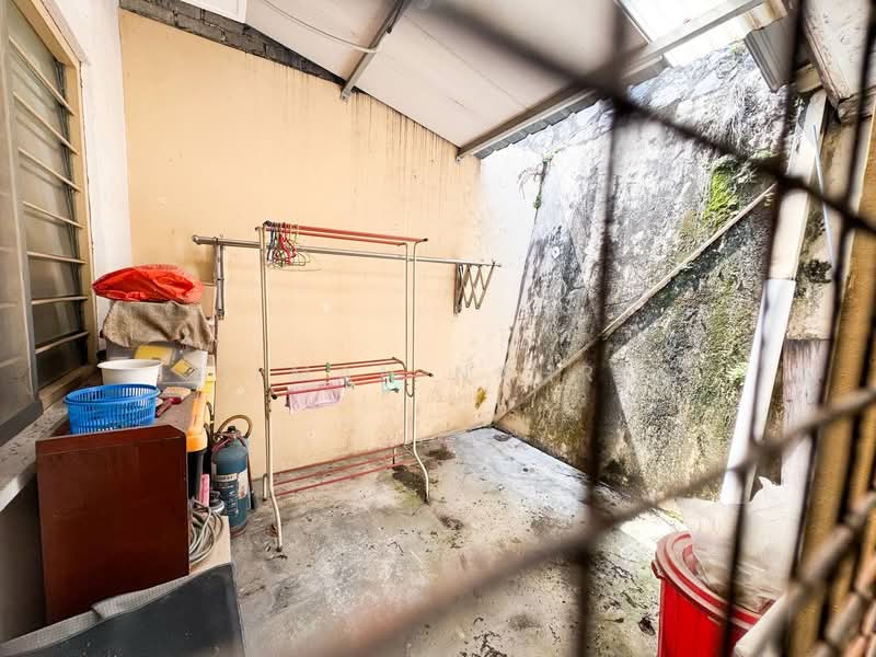 1-storey Terraced House for Sale in Taman Tan Yew Lai (Jalan Klang Lama (Old Klang Road)) - Ilman Nahri - PropertyGuru.com.my