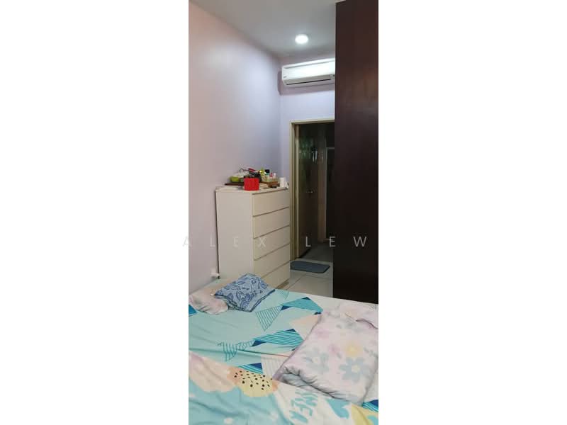 Service Residence for Sale at OUG Parklane - Alex Lew - Bedroom - PropertyGuru.com.my