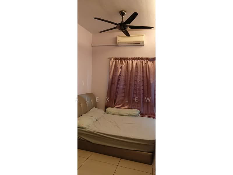 Service Residence for Sale at OUG Parklane - Alex Lew - Bedroom - PropertyGuru.com.my