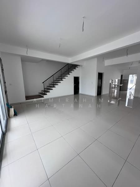 Rumah Teres 2 Tingkat untuk Dijual di Semenyih (Selangor) - AimiRahim Hartanah - Interior - PropertyGuru.com.my
