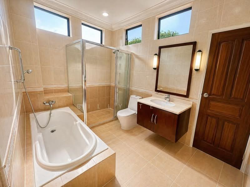 Rumah Banglo untuk Dijual di Batu Ferringhi (Penang) - Billy Teh - Bathroom - PropertyGuru.com.my
