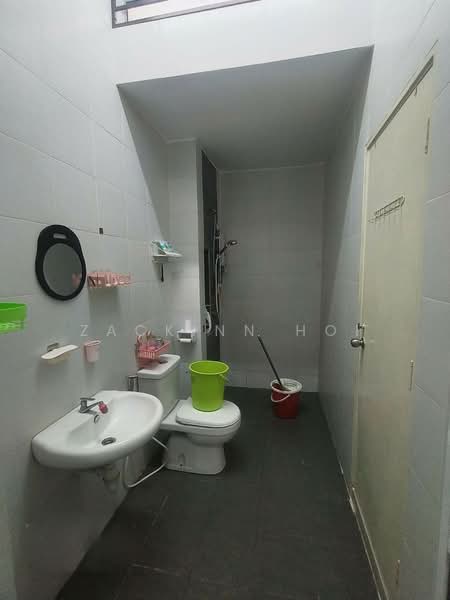 Rumah Kluster untuk Dijual di Bandar Parklands (Klang) - Zackinn Hoi - Bathroom - PropertyGuru.com.my