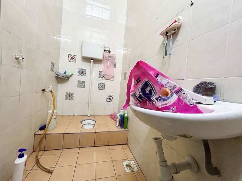Semi-Detached House for Sale in Seksyen 30 (Shah Alam) - Firdaus Hamidun - PropertyGuru.com.my