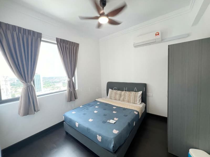 Kondominium untuk Dijual di R&F Princess Cove Phase 2-Seine Region - Annie Chai - Bedroom - PropertyGuru.com.my