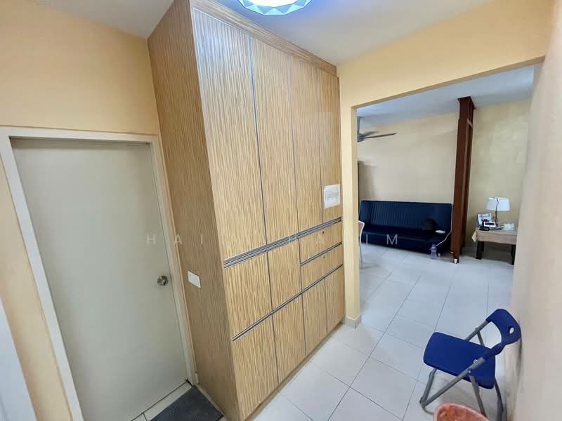 Pangsapuri untuk Dijual di De Bayu Apartment - Hairi Halim - PropertyGuru.com.my