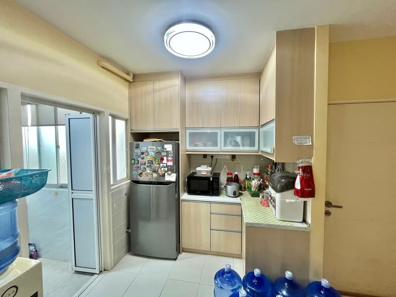 Pangsapuri untuk Dijual di De Bayu Apartment - Hairi Halim - PropertyGuru.com.my