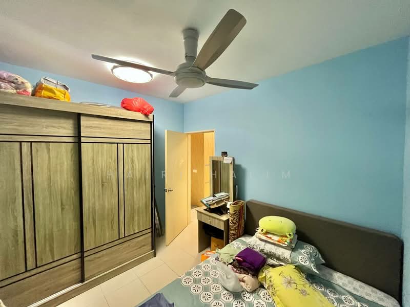 Pangsapuri untuk Dijual di De Bayu Apartment - Hairi Halim - PropertyGuru.com.my