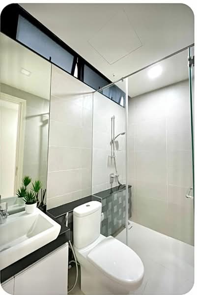 Kondominium untuk Disewa di Setia V Residences - Ruth Ong - Bathroom - PropertyGuru.com.my