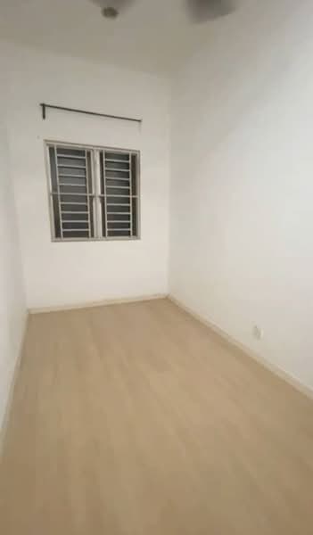 Rumah Teres 2 Tingkat untuk Dijual di Taman Lestari Putra (Seri Kembangan) - John Wong - Interior - PropertyGuru.com.my