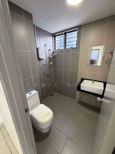 Servis Apartment untuk Disewa di You Vista @ You City - Camie Hoo - Bathroom - PropertyGuru.com.my