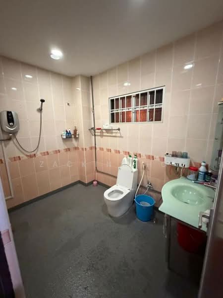 Semi-Detached House for Sale in Bandar Bukit Tinggi (Klang) - Zackinn Hoi - PropertyGuru.com.my