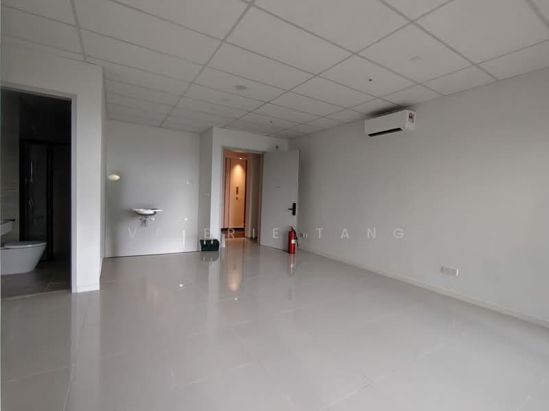 Sofo for Sale in Kota Damansara (Selangor) - Valerie Tang - Bathroom - PropertyGuru.com.my