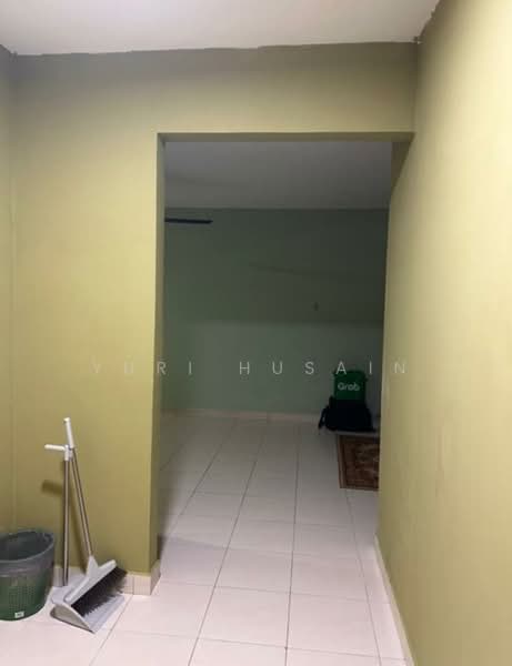 Pangsapuri untuk Disewa di De Bayu Apartment - YURI HUSAIN - PropertyGuru.com.my