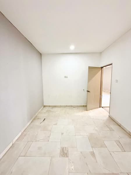 Rumah Teres 2 Tingkat untuk Dijual di Taman Sentosa (Klang) - Hairi Halim - PropertyGuru.com.my