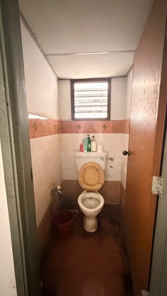 Kedai untuk Dijual di Taman Indahpura (Kulai) - Peggie Chua - Bathroom - PropertyGuru.com.my
