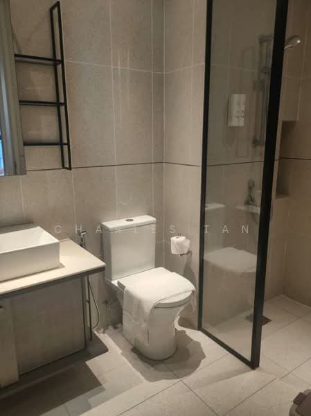Service Residence for Rent at Millerz Square Serviced Residence - Charles Tan - Bathroom - PropertyGuru.com.my