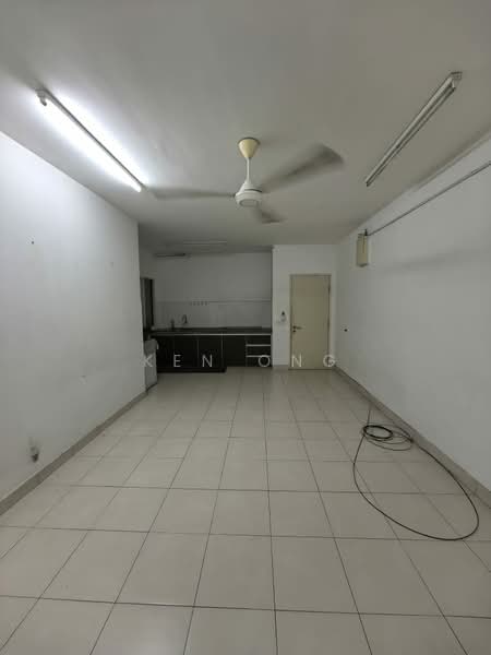 Pangsapuri untuk Disewa di Seri Baiduri - Ken Ong - Kitchen - PropertyGuru.com.my