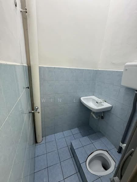 2-storey Terraced House for Sale in Bandar Bistari Perdana (Pasir Gudang) - Win Lim - Bathroom - PropertyGuru.com.my