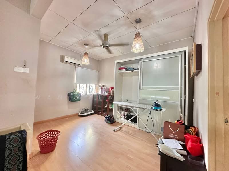 Rumah Teres 2 Tingkat untuk Dijual di Seksyen 7 (Shah Alam) - Wan Azlan Ahmad - PropertyGuru.com.my