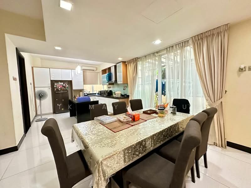 Semi-Detached House for Sale in Ampang Jaya (Ampang) - Cik Maya Abdul - Dining Room - PropertyGuru.com.my