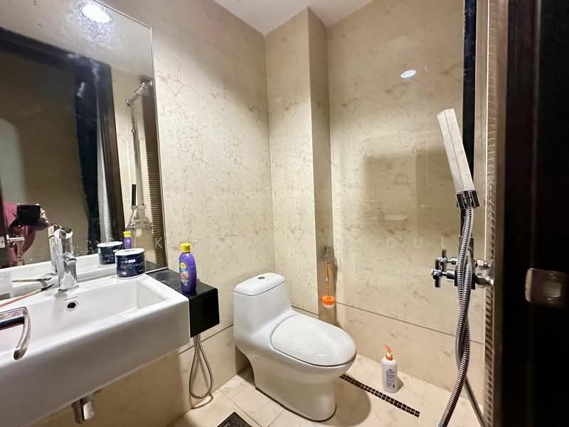 Semi-Detached House for Sale in Ampang Jaya (Ampang) - Cik Maya Abdul - Bathroom - PropertyGuru.com.my
