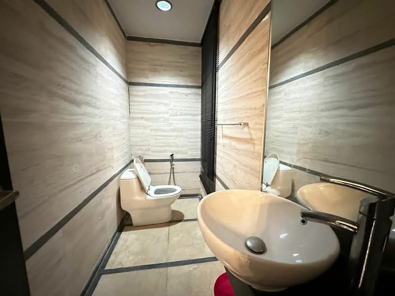 Semi-Detached House for Sale in Ampang Jaya (Ampang) - Cik Maya Abdul - Bathroom - PropertyGuru.com.my