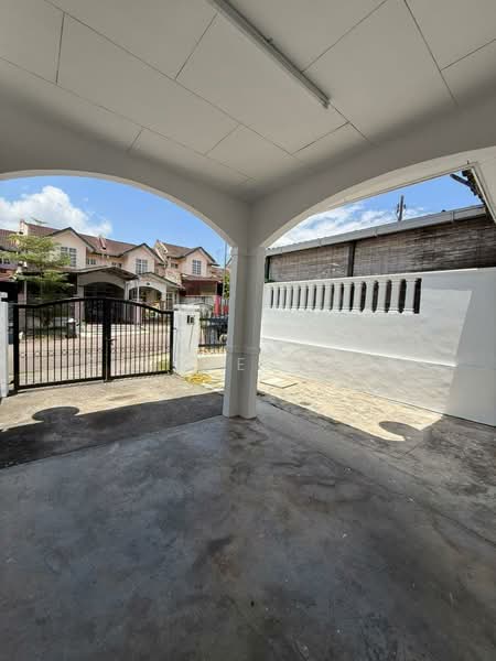 2-storey Terraced House for Sale in Taman Bukit Tiram (Ulu Tiram) - Peggie Chua - Exterior - PropertyGuru.com.my