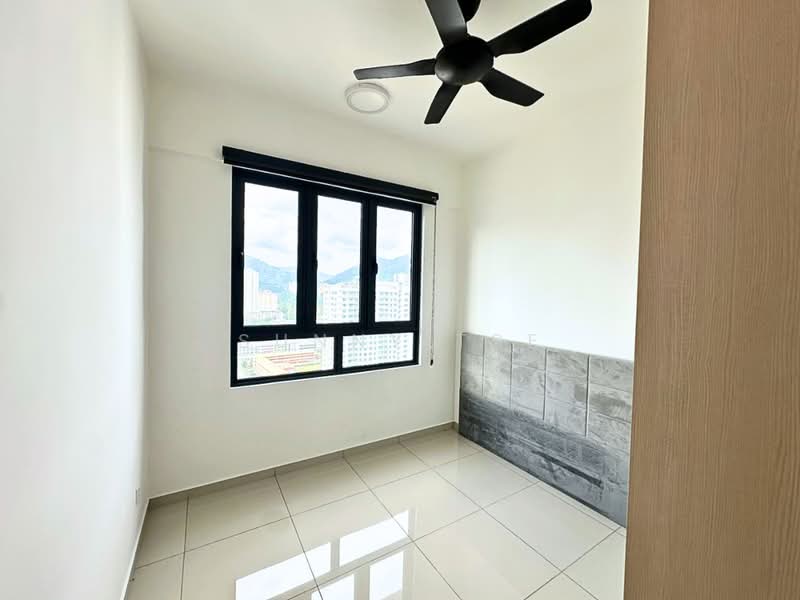 Kondominium untuk Dijual di Golden Triangle 2 - Sunny Tse - Bedroom - PropertyGuru.com.my