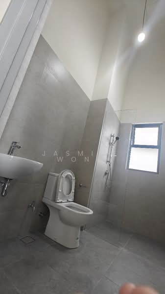 Service Residence for Sale at 8th & Stellar - Jasmine Wong - Bathroom - PropertyGuru.com.my