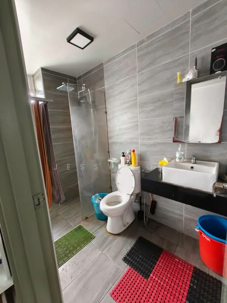 Service Residence for Rent at KSL Residence @ Daya - Jessy Koh - Bathroom - PropertyGuru.com.my