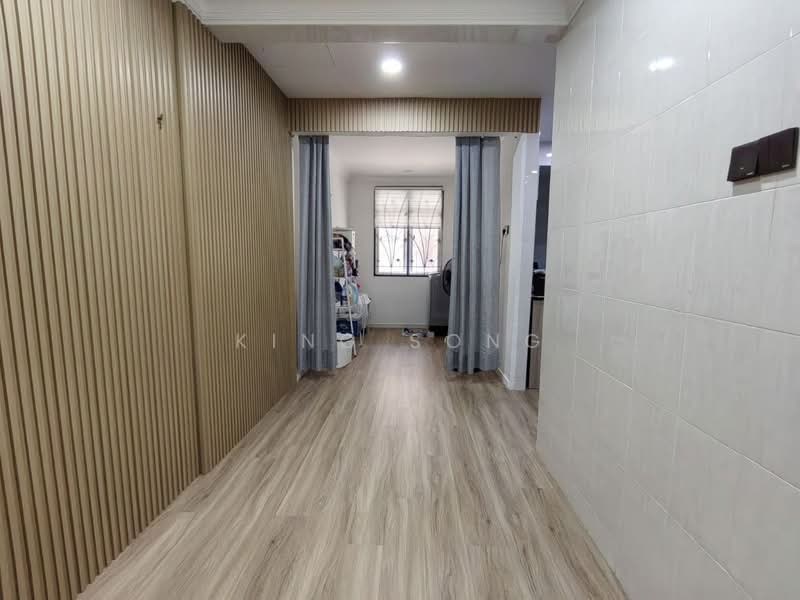 2-storey Terraced House for Sale in Taman Seri Selendang (Batu Berendam) - King Song - PropertyGuru.com.my