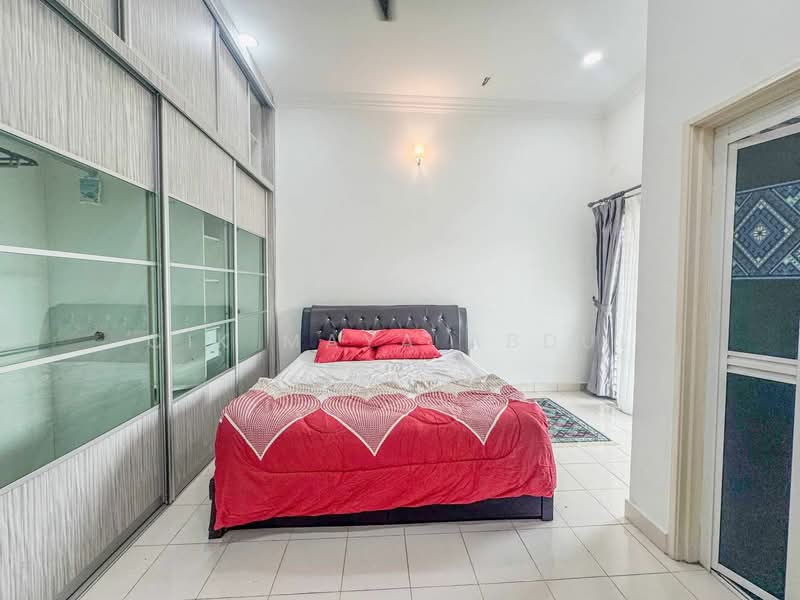 3-storey Terraced House for Sale in Ampang (Selangor) - Cik Maya Abdul - Bedroom - PropertyGuru.com.my