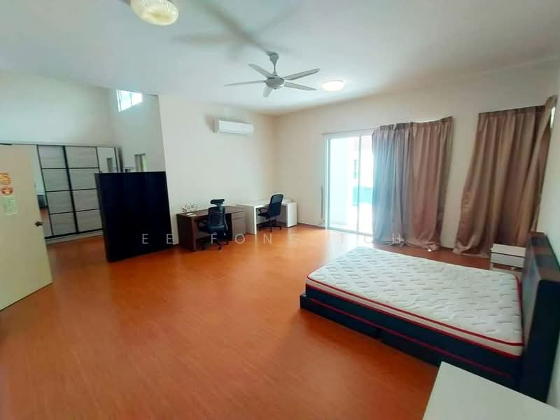 Rumah Berkembar untuk Dijual di Kempas Utama (Tebrau) - Ee Fong Toh - Bedroom - PropertyGuru.com.my
