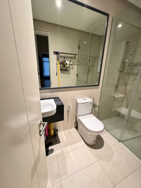 Servis Apartment untuk Disewa di Service Suites @ Pavilion Embassy - Jojo Yam - Bathroom - PropertyGuru.com.my