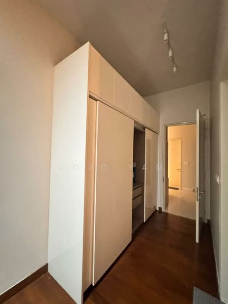 Servis Apartment untuk Disewa di Service Suites @ Pavilion Embassy - Jojo Yam - Corridor - PropertyGuru.com.my