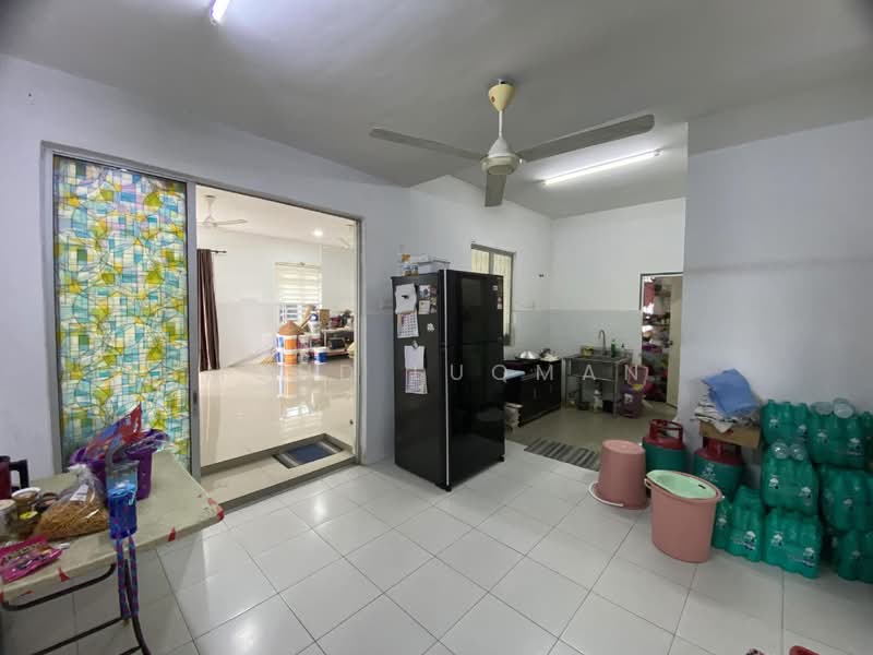 1-storey Terraced House for Sale in Telok Panglima Garang (Selangor) - Mohd Luqman - Kitchen - PropertyGuru.com.my