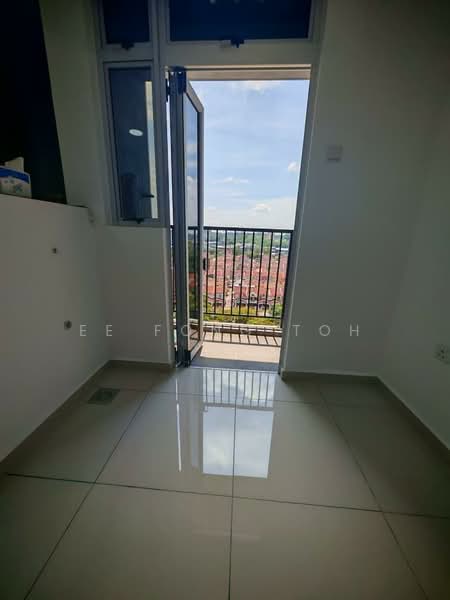 Service Residence for Sale at Midas @ Seri Alam - Ee Fong Toh - Balcony - PropertyGuru.com.my
