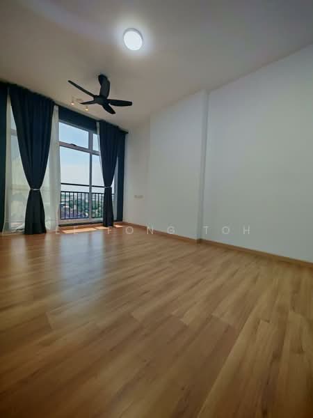 Service Residence for Sale at Midas @ Seri Alam - Ee Fong Toh - Living Room - PropertyGuru.com.my