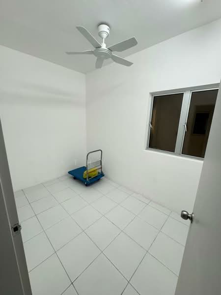 Kondominium untuk Disewa di Residensi Sateria - Cathy Chin - Interior - PropertyGuru.com.my