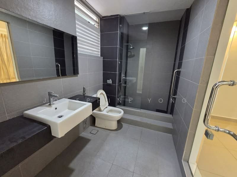 Servis Apartment untuk Disewa di Tropez Residences - Josephine Yong - Bathroom - PropertyGuru.com.my