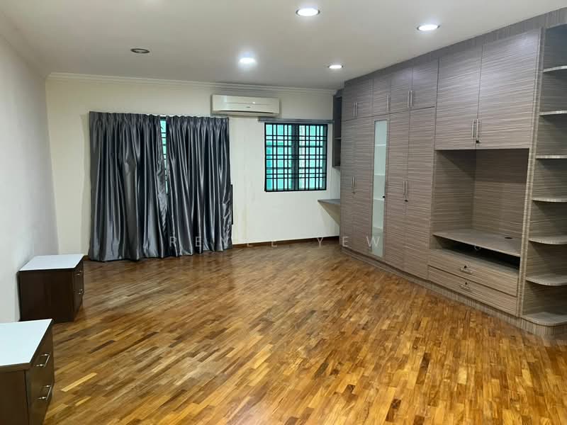 Rumah Teres 3 Tingkat untuk Dijual di Happy Garden (Kuchai Lama) - Renee Yew - PropertyGuru.com.my
