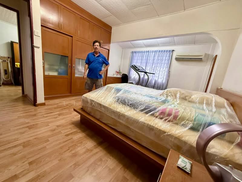 Rumah Teres 2 Tingkat untuk Disewa di Taman Malim Jaya (Bachang) - Li Xuan Lim - Bedroom - PropertyGuru.com.my